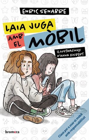 LAIA JUGA AMB EL MOBIL